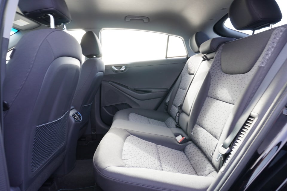 Hyundai Ioniq 1,6 HEV Premium DCT 5d