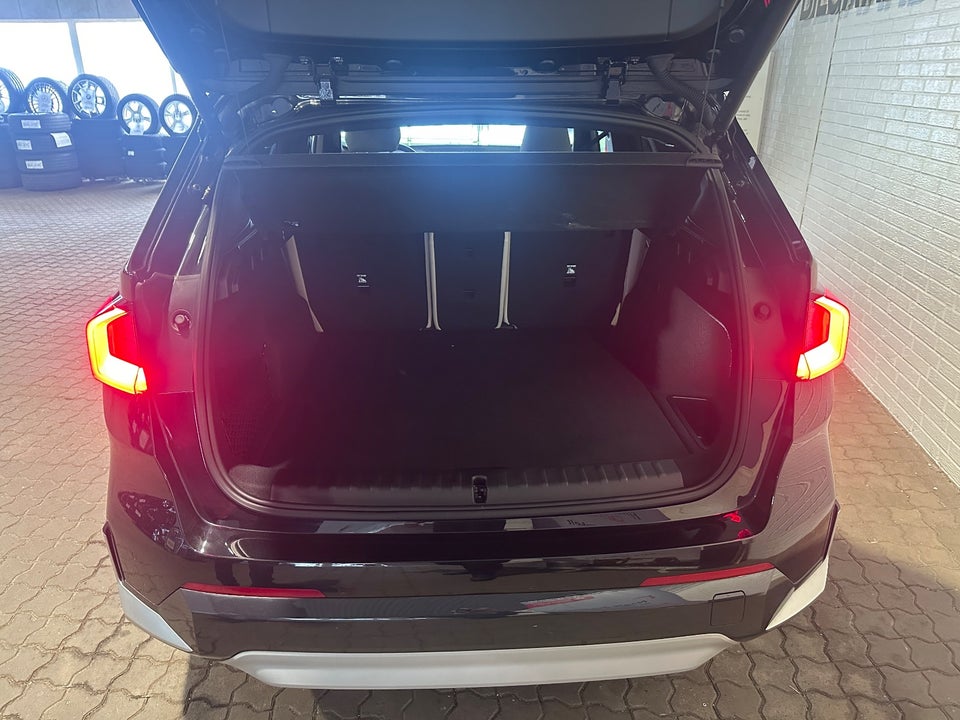 BMW iX1 xDrive30 X-Line 5d