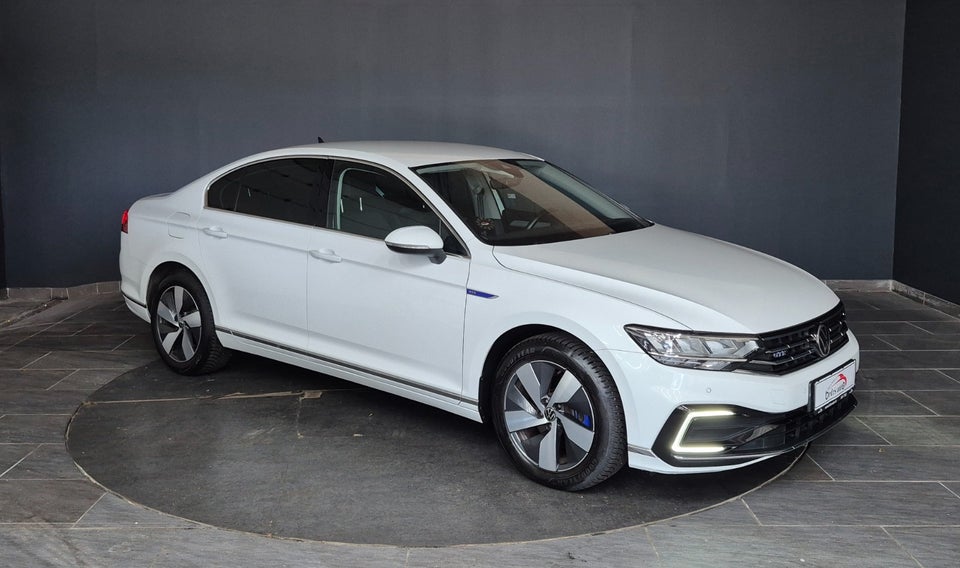 VW Passat 1,4 GTE DSG 4d