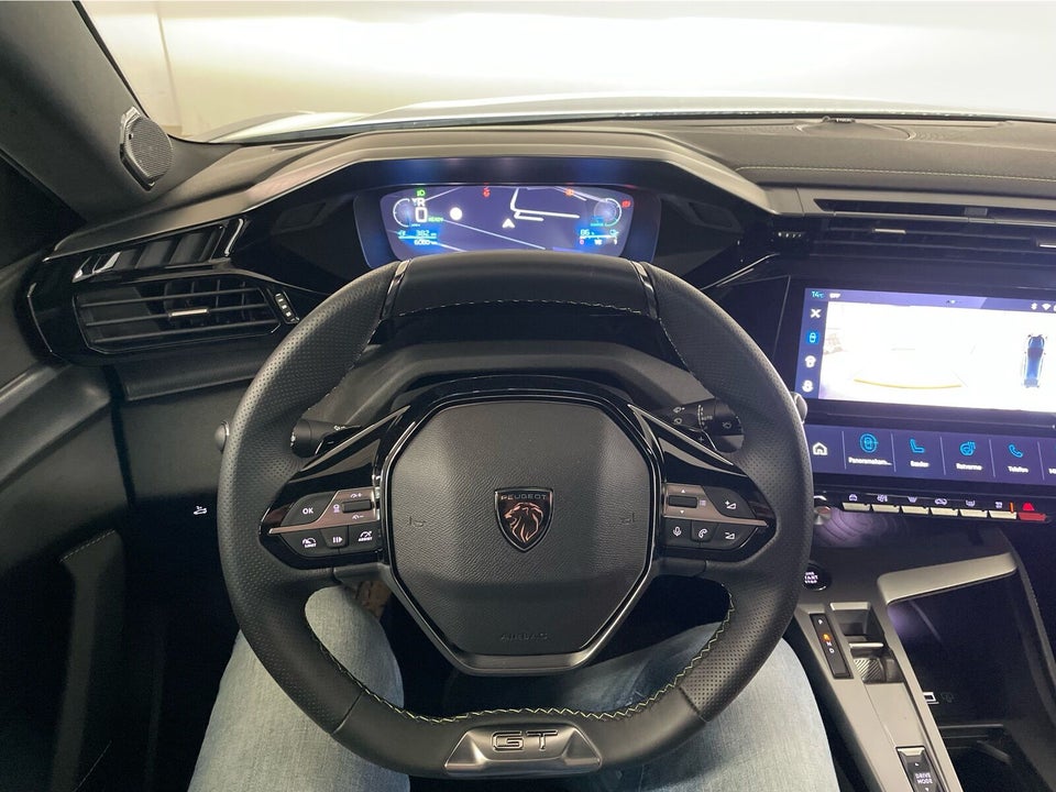 Peugeot e-408 58 GT 5d