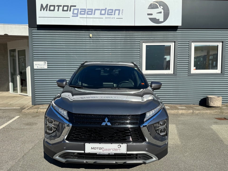 Mitsubishi Eclipse Cross 2,4 PHEV Sport Lux CVT 4WD 5d
