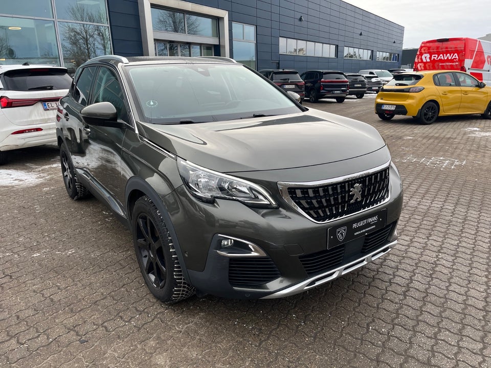 Peugeot 3008 1,2 e-THP 130 Allure 5d