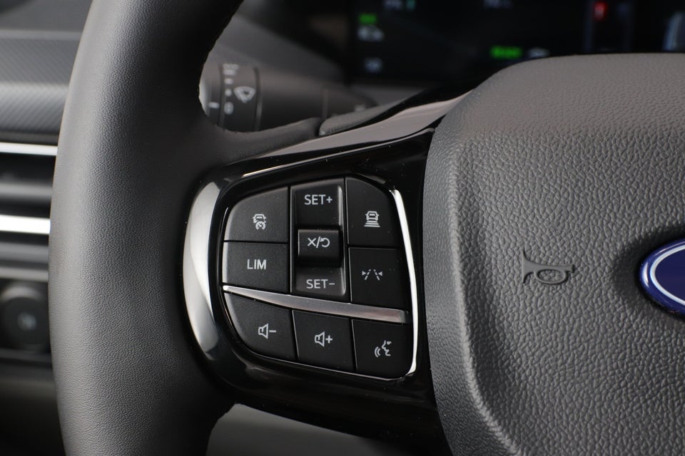 Ford E-Transit Custom 340L 64 Limited