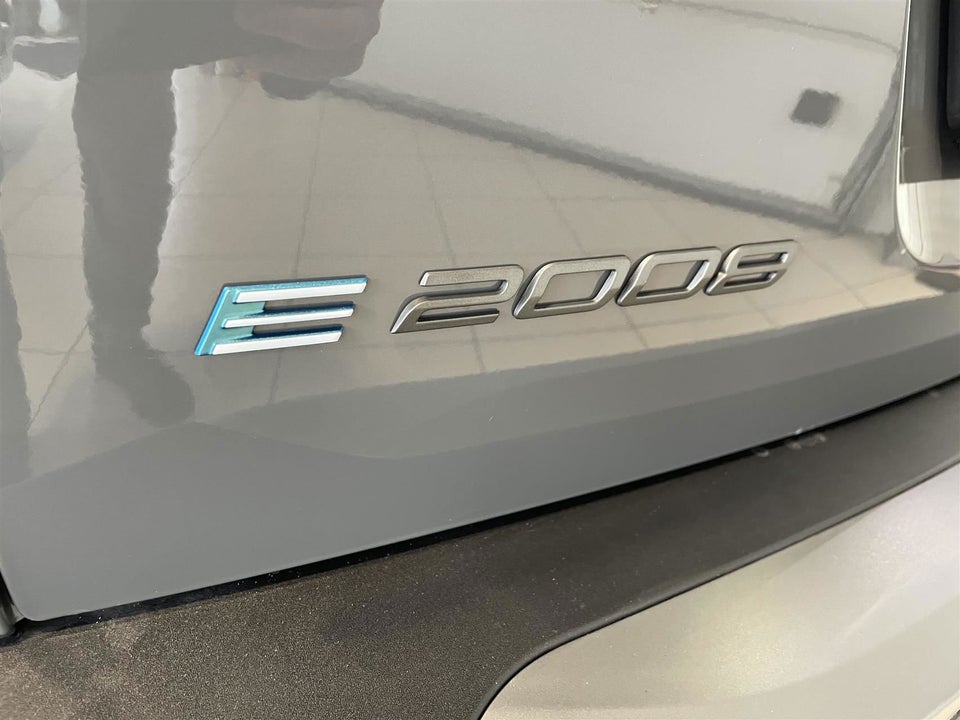 Peugeot e-2008 54 GT First Edition 5d