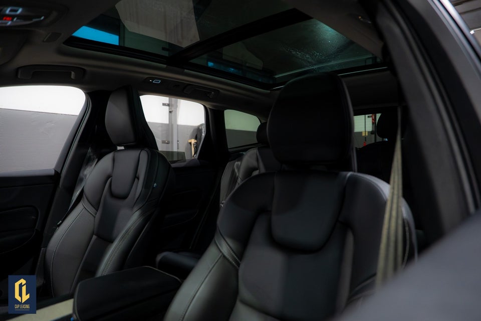 Volvo XC60 2,0 T8 ReCharge Inscription aut. AWD 5d