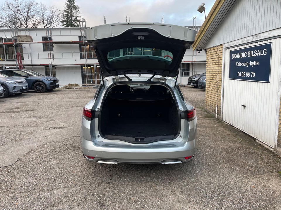 Renault Megane IV 1,6 E-Tech R.S. Line Sport Tourer 5d