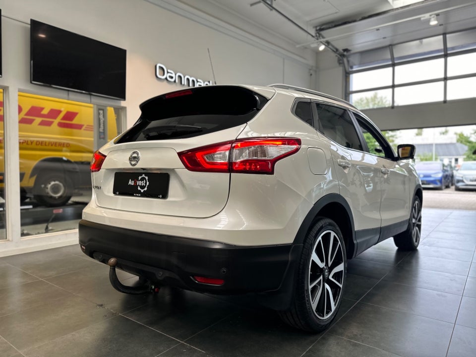 Nissan Qashqai 1,2 Dig-T 115 Tekna 5d