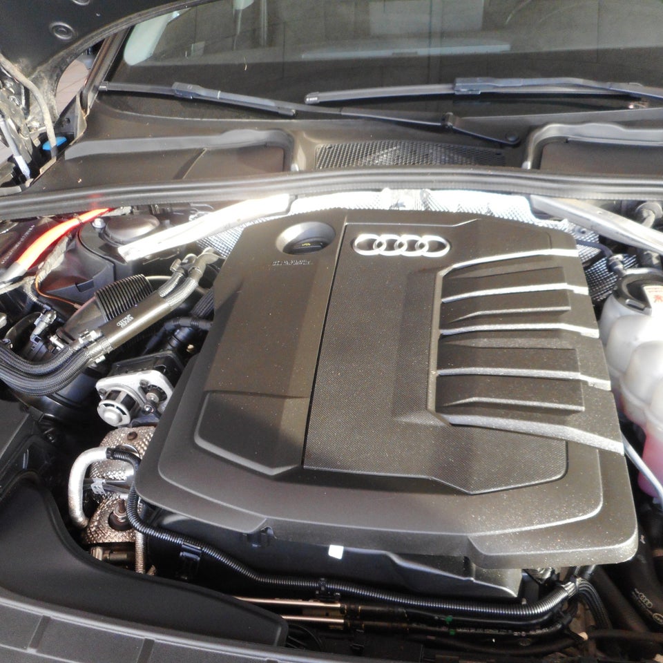 Audi A4 35 TDi Prestige Avant S-tr. 5d