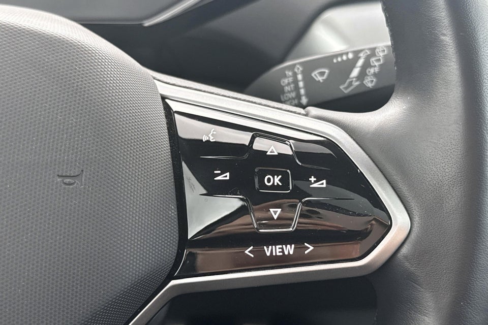 VW ID.4 77 Pro Performance 75 Years Edition 5d