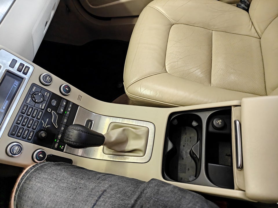 Volvo V70 2,5 T Momentum 5d