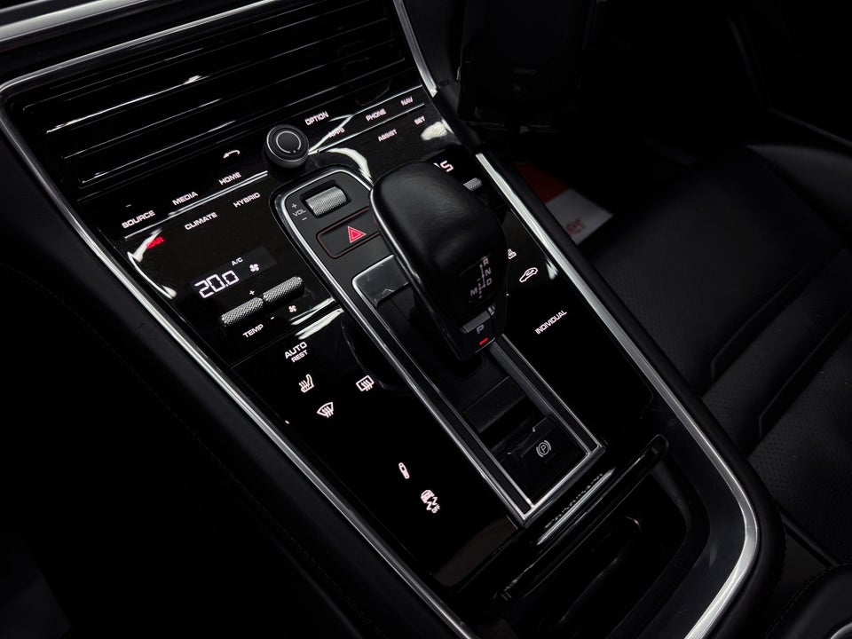 Porsche Panamera 4 2,9 E-Hybrid Sport Turismo PDK 5d