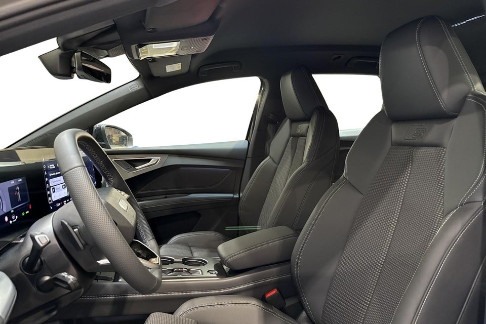 Audi Q4 e-tron performance 5d