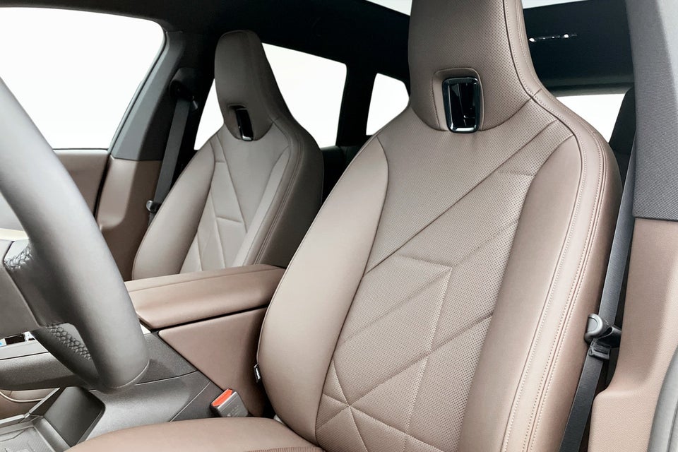 BMW iX xDrive50 Supercharged 5d