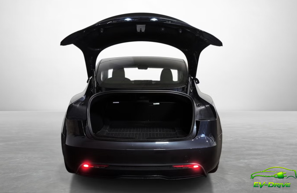 Tesla Model 3 RWD 4d