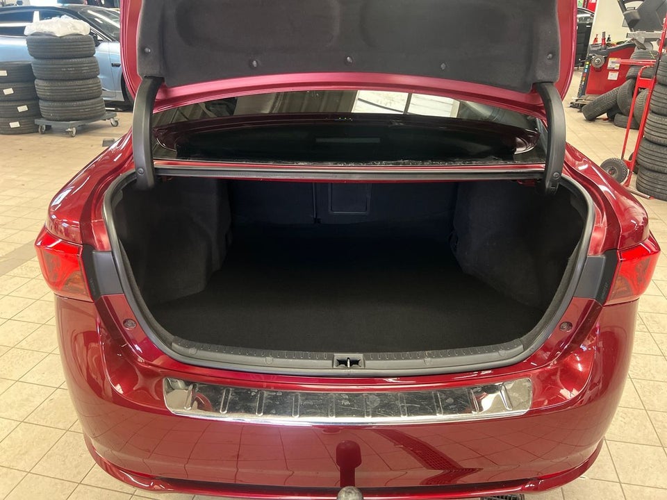 Toyota Avensis 1,8 VVT-i T2 Premium 4d