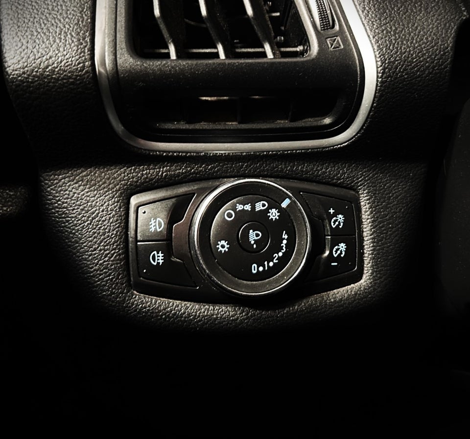 Ford B-MAX 1,0 SCTi 125 Titanium 5d