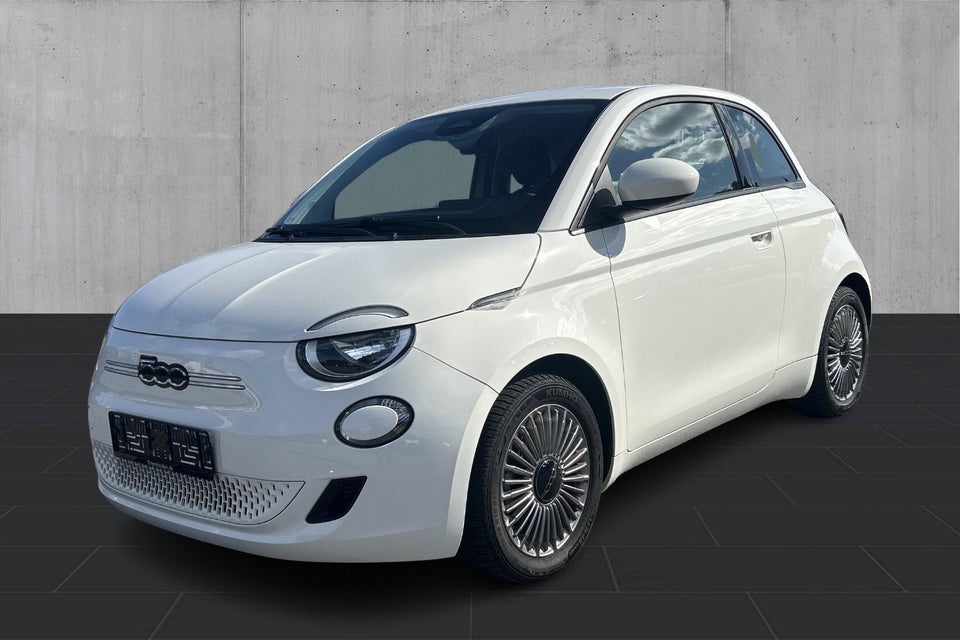 Fiat 500e 42 Icon 3d