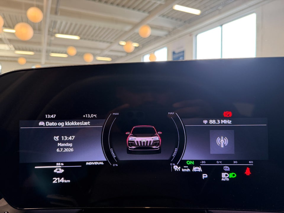 Audi Q6 e-tron S-line performance 5d