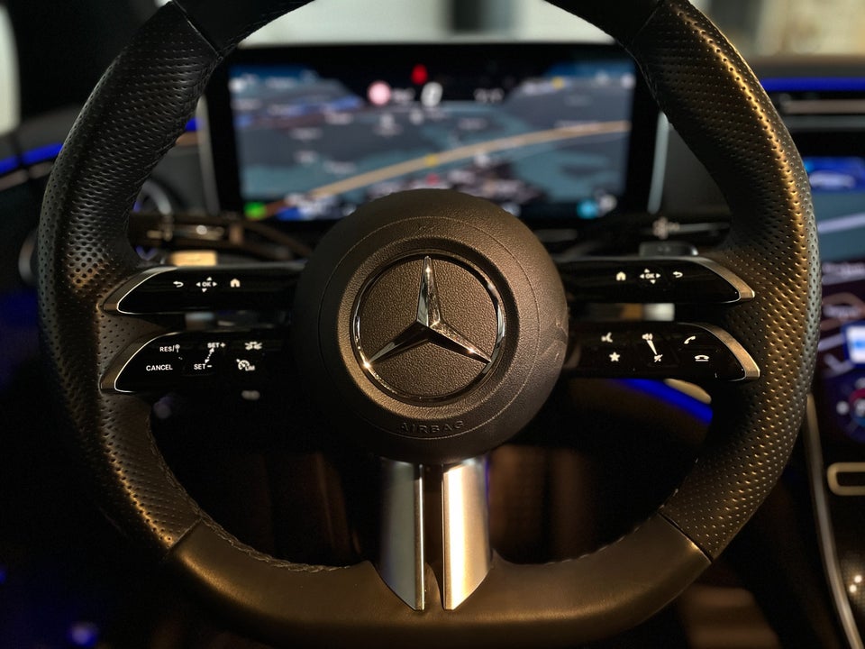 Mercedes EQE350 AMG Line 4d