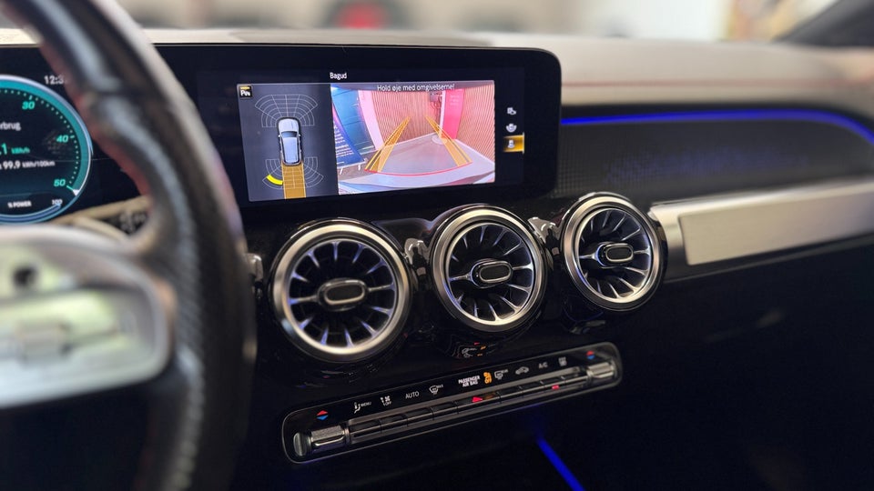 Mercedes EQB300 AMG Line 4Matic 7prs 5d