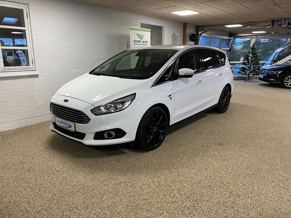 Ford S-MAX 2,0 TDCi 180 Titanium aut. 5d