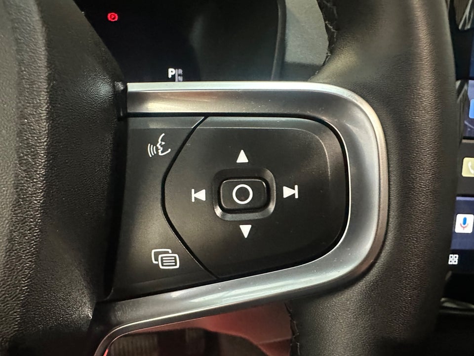 Volvo XC40 P6 ReCharge Core 5d