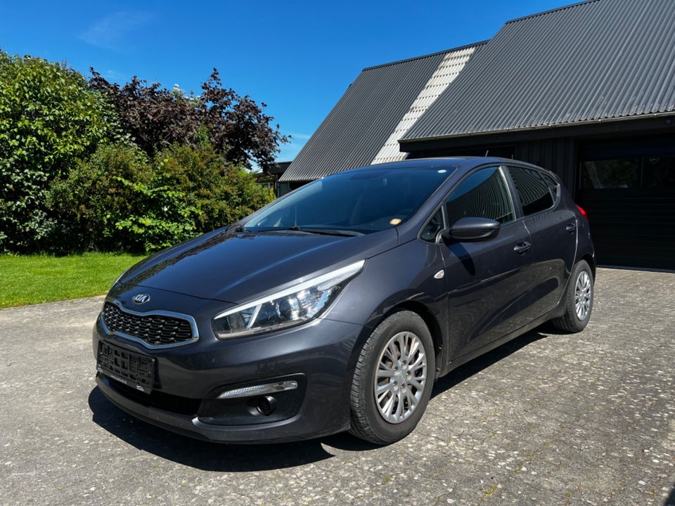 Kia Ceed 1,4 CVVT Style+ Clim 5d