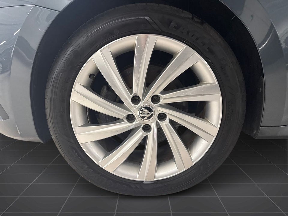 Skoda Octavia 1,4 TSi iV Plus Combi DSG 5d