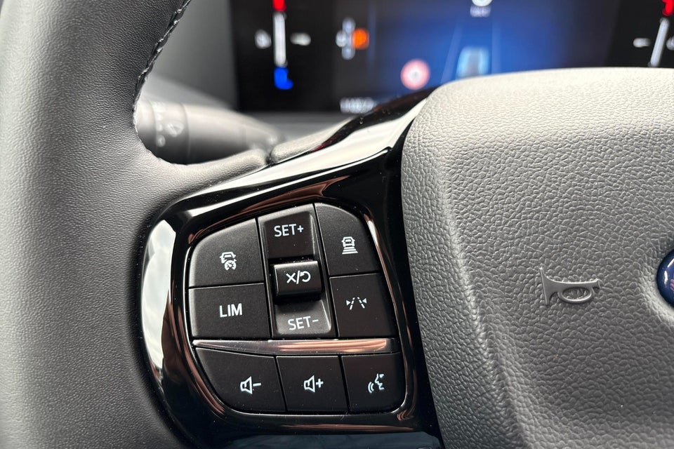 Ford E-Transit Custom 320S 64 Trend