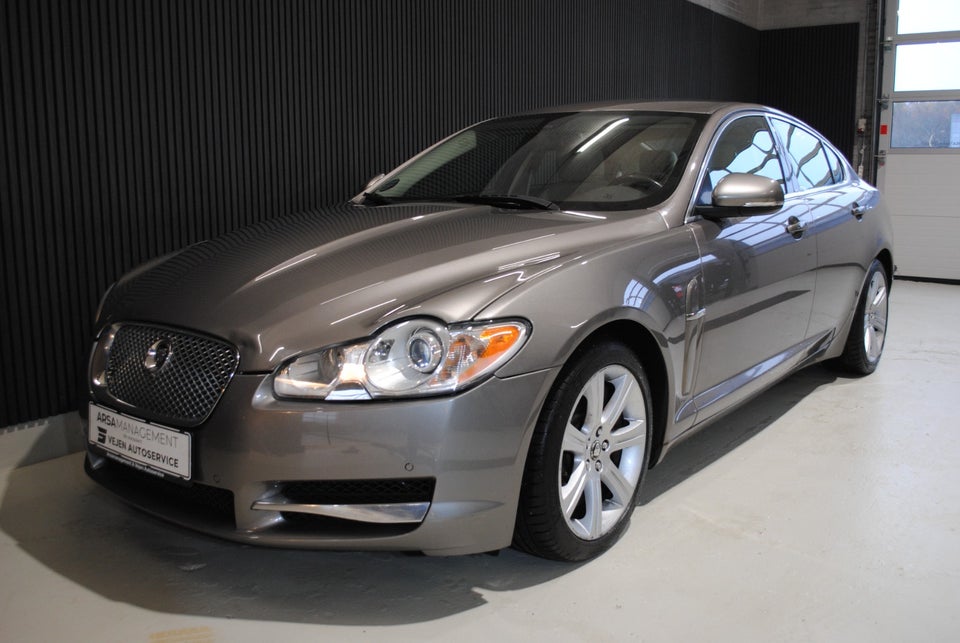 Jaguar XF 3,0 D V6 240 Luxury aut. 4d