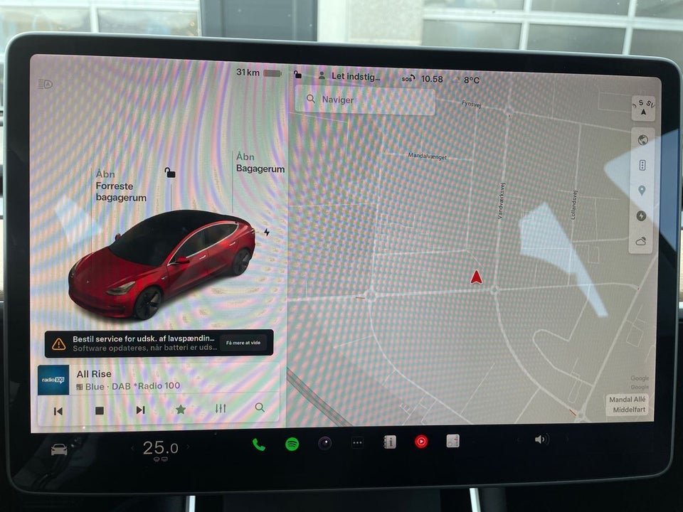 Tesla Model 3 Standard Range+ RWD 4d