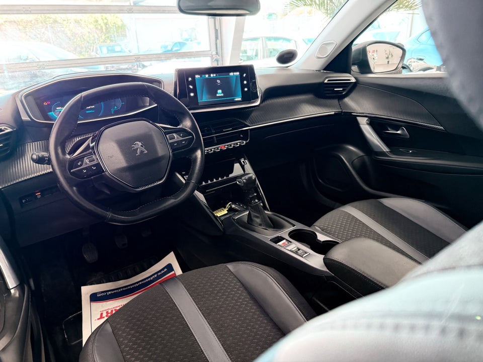 Peugeot 2008 1,5 BlueHDi 100 Active 5d