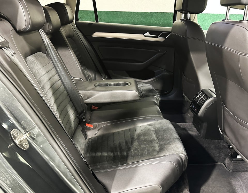 VW Passat 1,8 TSi 180 Highline Variant DSG 5d