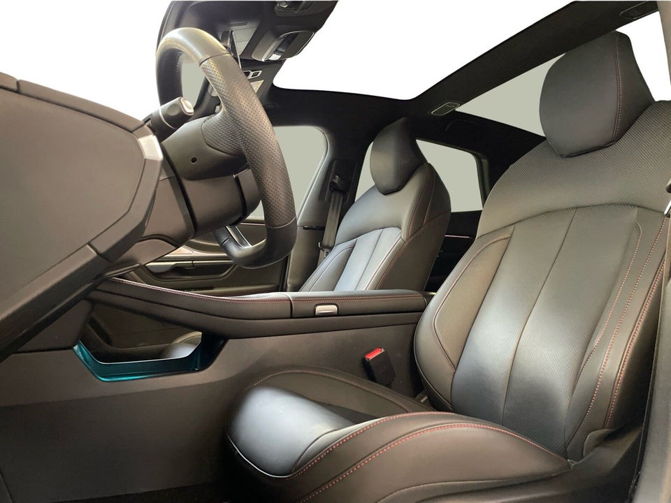 Xpeng P7 Long Range 4d