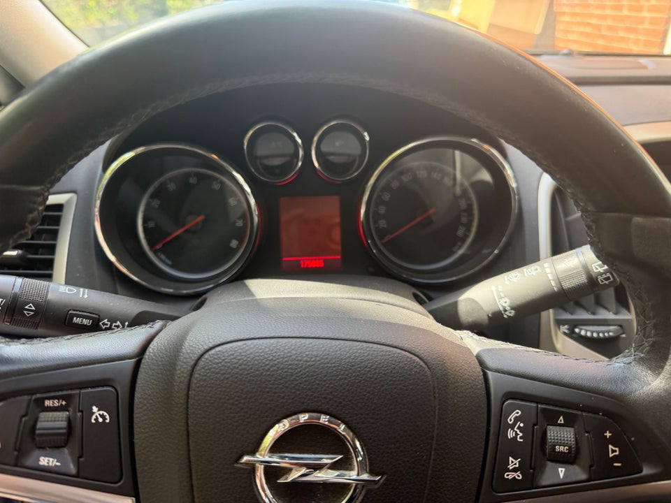 Opel Astra 1,4 T 140 Sport Sports Tourer 5d
