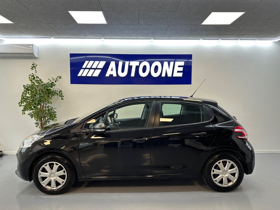 Peugeot 208 1,0 VTi Active 5d