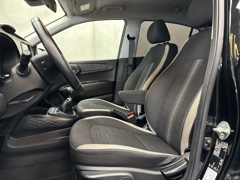 Hyundai i10 1,0 MPi Essential 5d