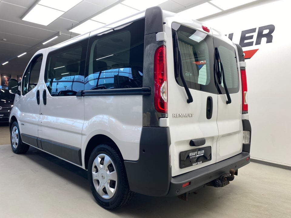 Renault Trafic T27 2,0 dCi 115 L1H1 Kombi 4d