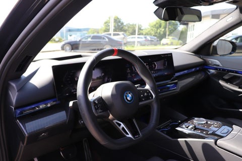 BMW i5 2024 — miniature 6