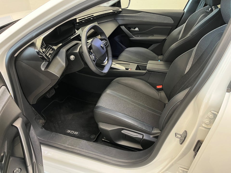 Peugeot 308 1,6 Hybrid First Selection SW EAT8 5d