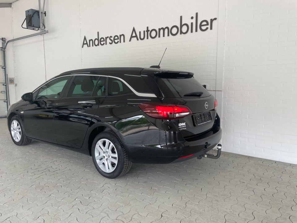 Opel Astra 1,6 CDTi 110 Enjoy Sports Tourer 5d