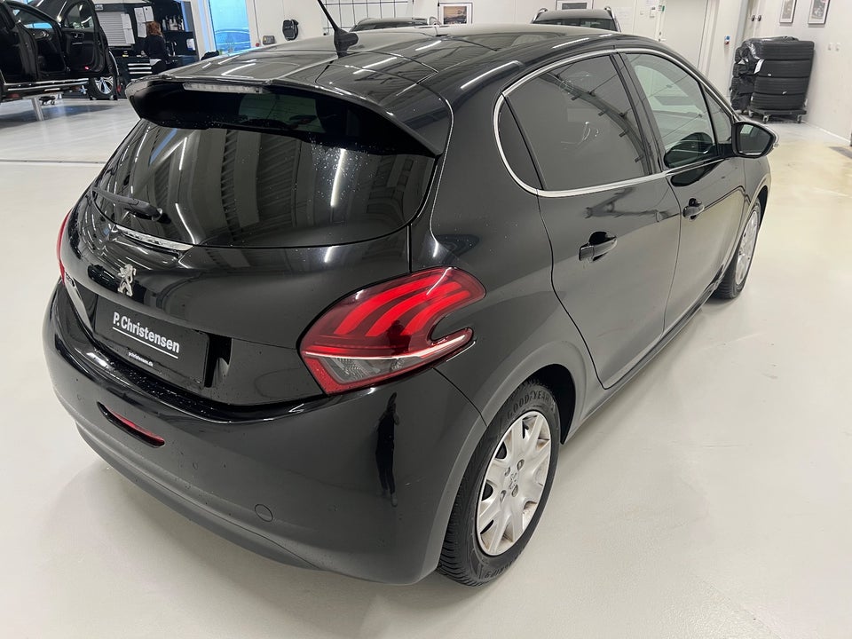 Peugeot 208 1,6 BlueHDi 100 Desire Sky 5d
