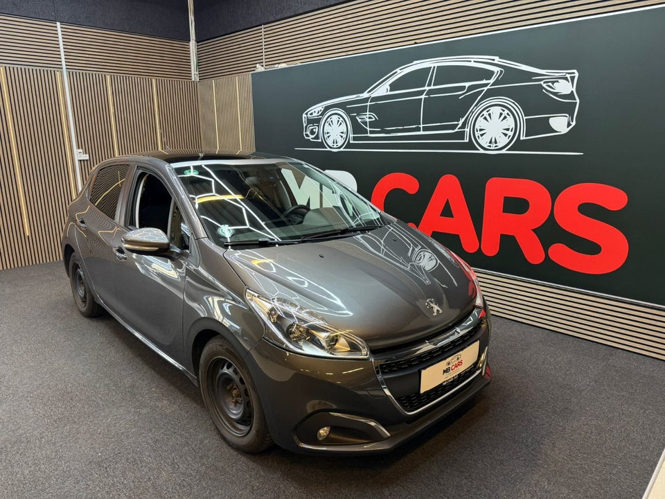 Peugeot 208 1,5 BlueHDi 100 Signature Sky 5d