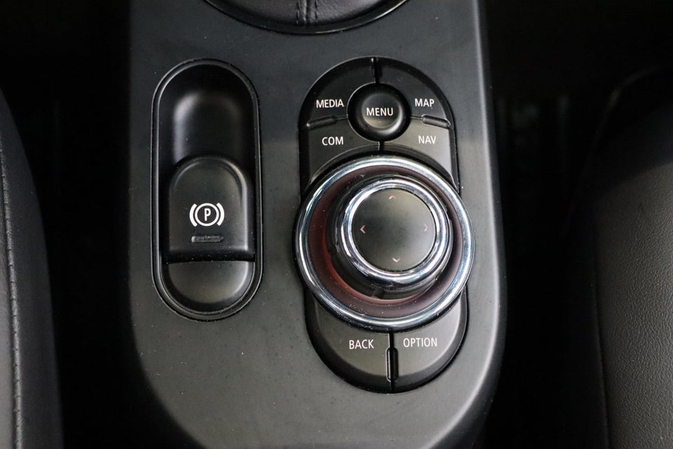 MINI Cooper SE Camden Edition 3d