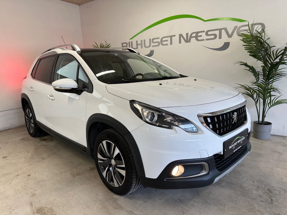 Peugeot 2008 1,6 BlueHDi 100 Allure Sky 5d