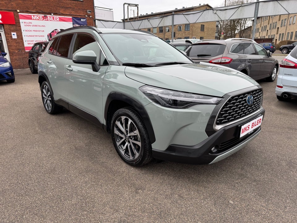 Toyota Corolla Cross 2,0 Hybrid Style Comfort CVT 5d