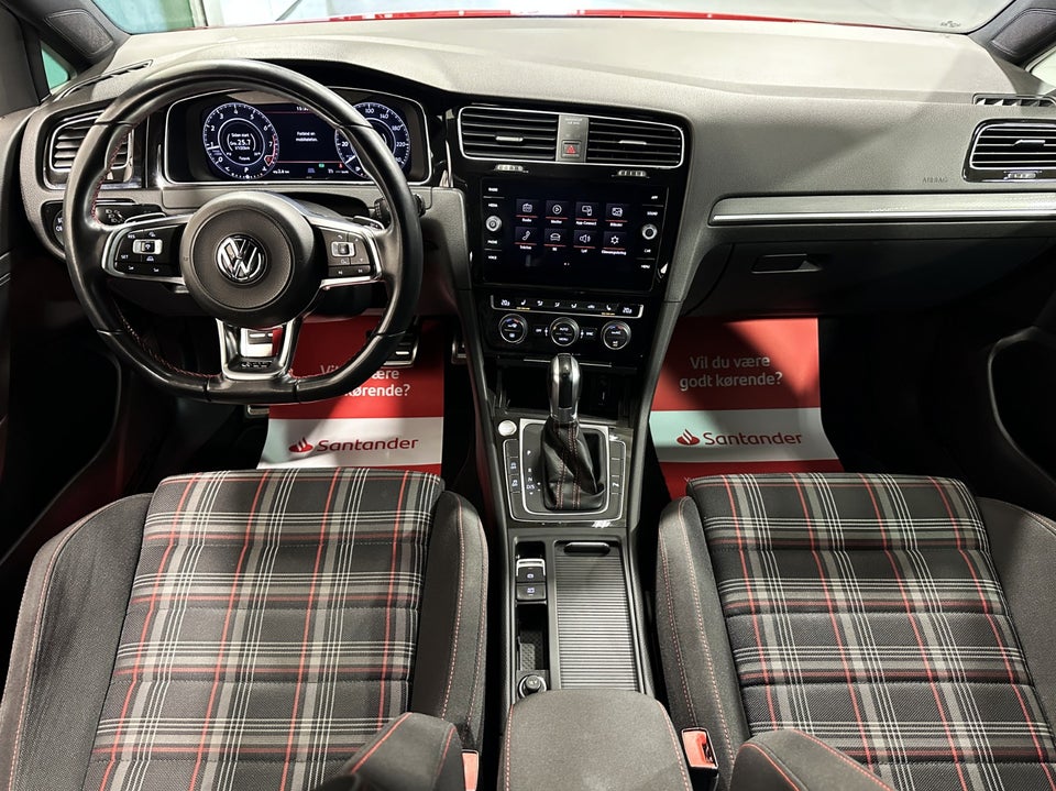 VW Golf VII 2,0 GTi DSG 5d