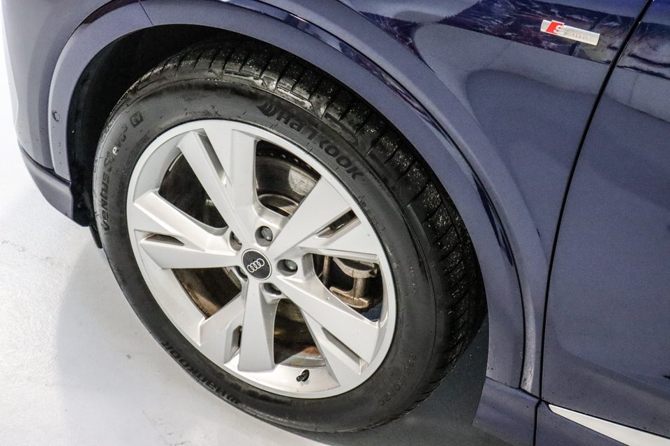 Audi Q4 e-tron 35 S-line Sportback 5d
