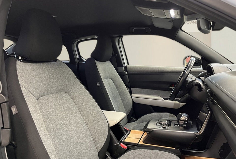 Mazda MX-30 e-SkyActiv Cosmo 5d