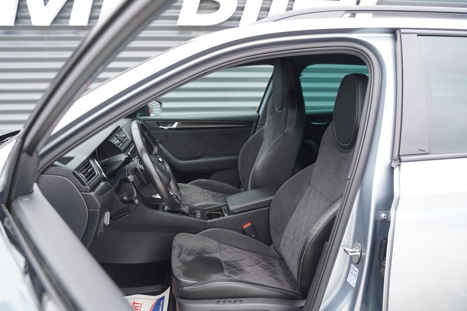 Skoda Superb 1,4 TSi iV Sportline Combi DSG 5d